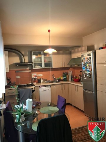 apartament-3-camere-mobilat-modern-pivnita-parcare-gratuita-2